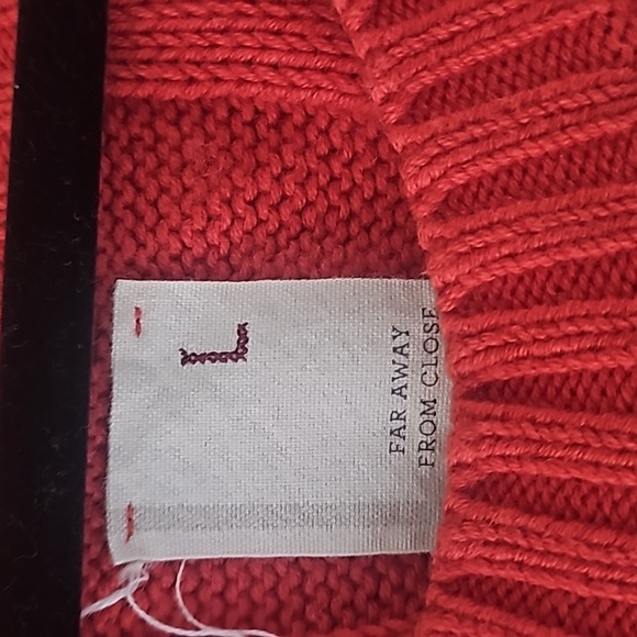 Far away from close pumpkin orange cropped sweater - Picture 3 of 4